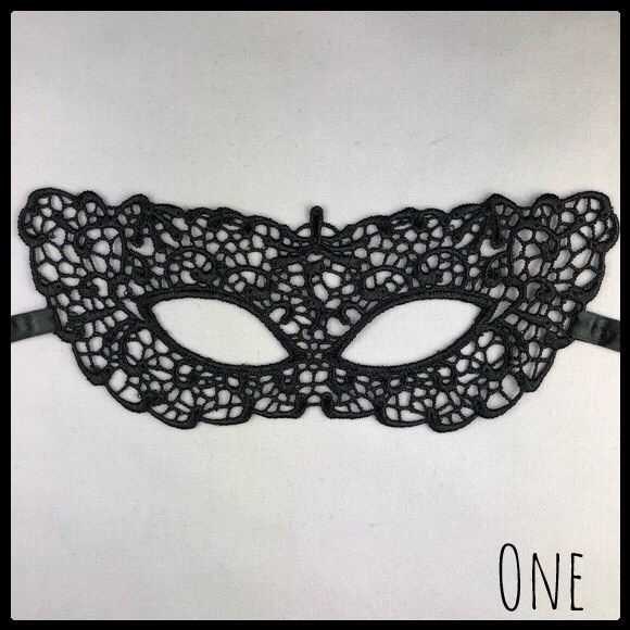 SEXY MARDI GRAS MASKS 2 for $12 - Picture 2 of 4